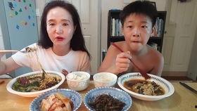 吃瓜论坛母子,母子情深，网友热议家庭温馨瞬间